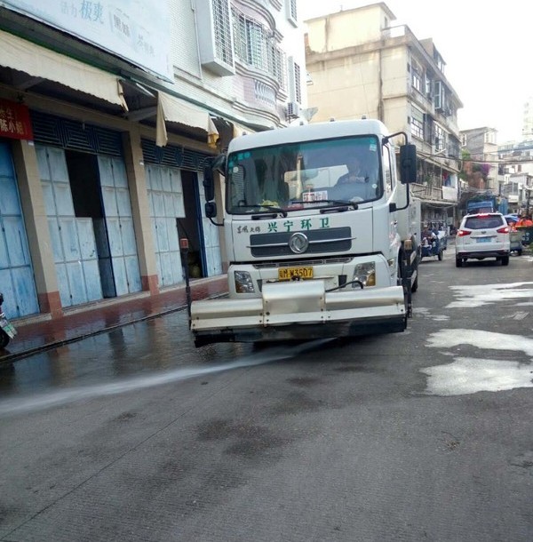 洒水车.png